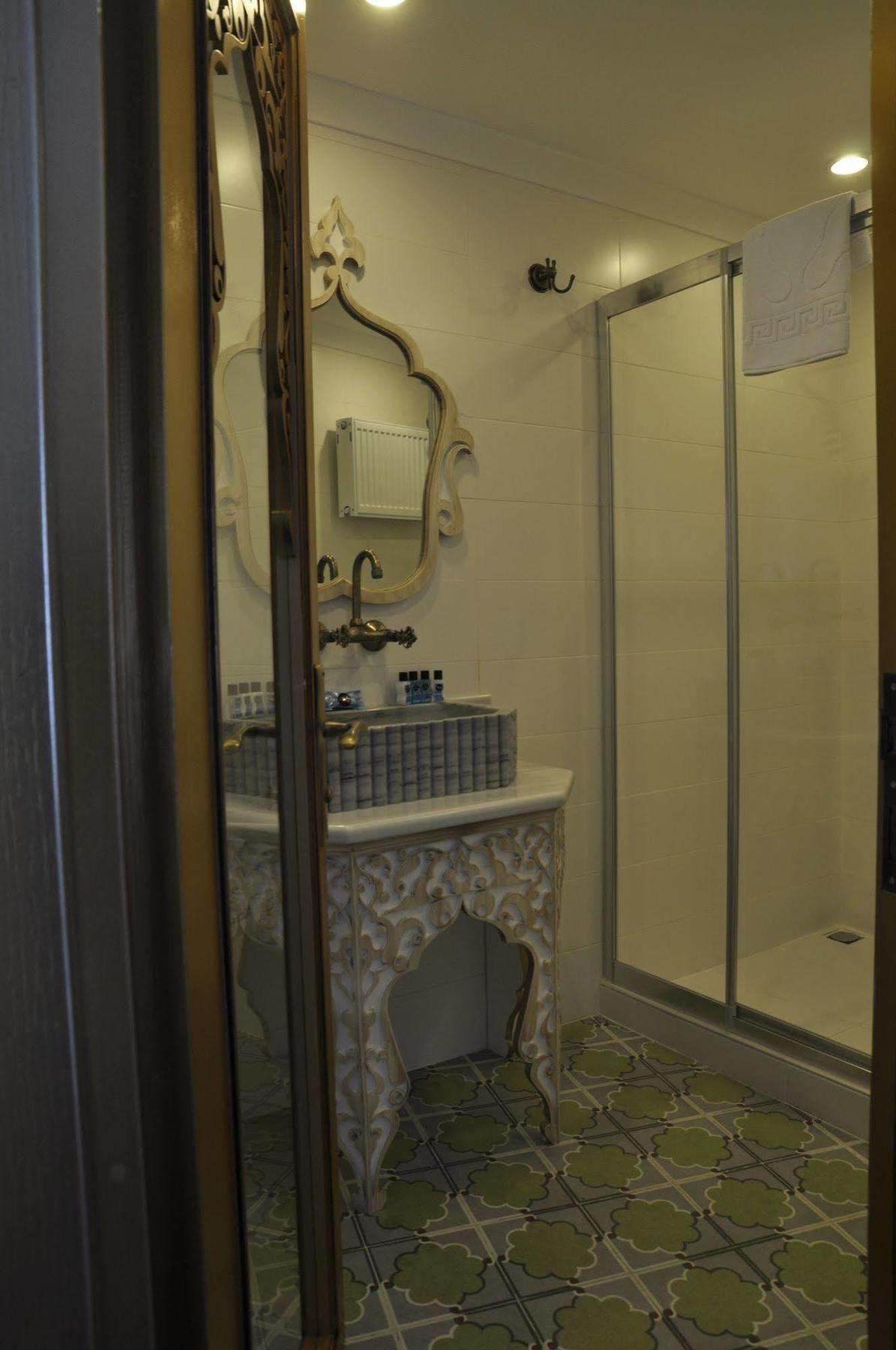 Kervan Hotel Istanbul Ngoại thất bức ảnh